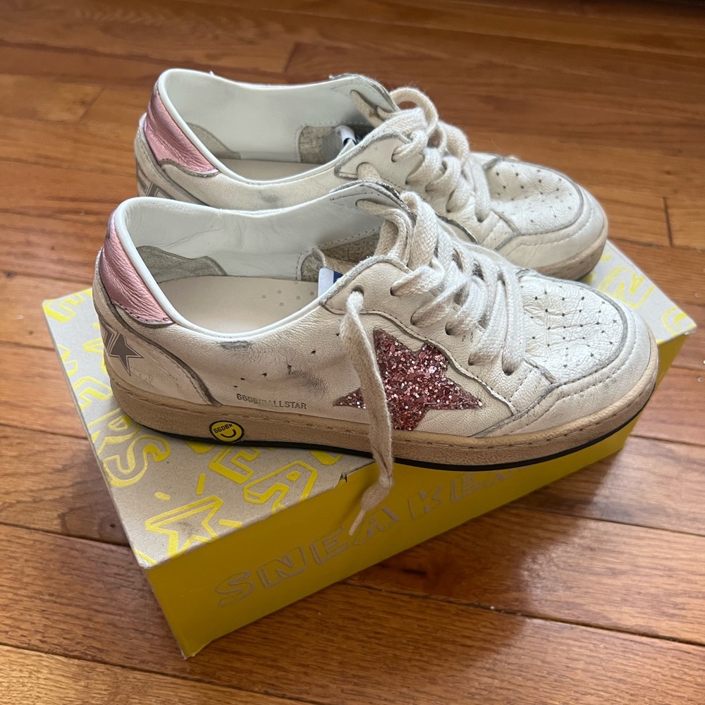 Little Kids Golden Goose Sneakers Size 32 (US 1)